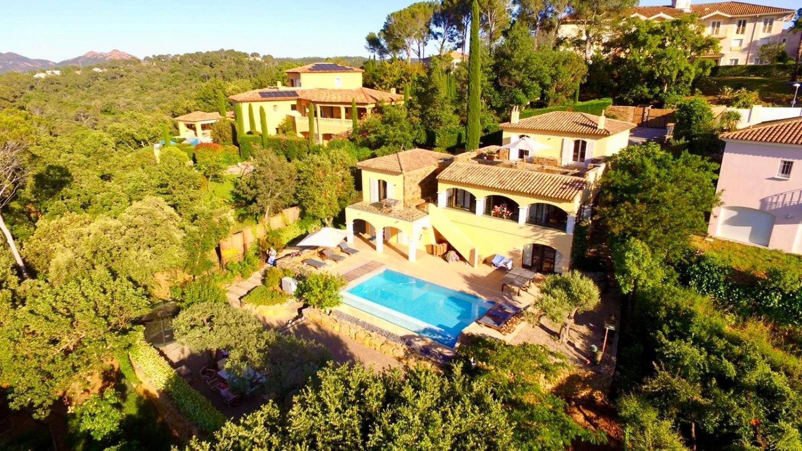 Villa Familiale Avec Vue Imprenable Saint-Raphaël 外观 照片